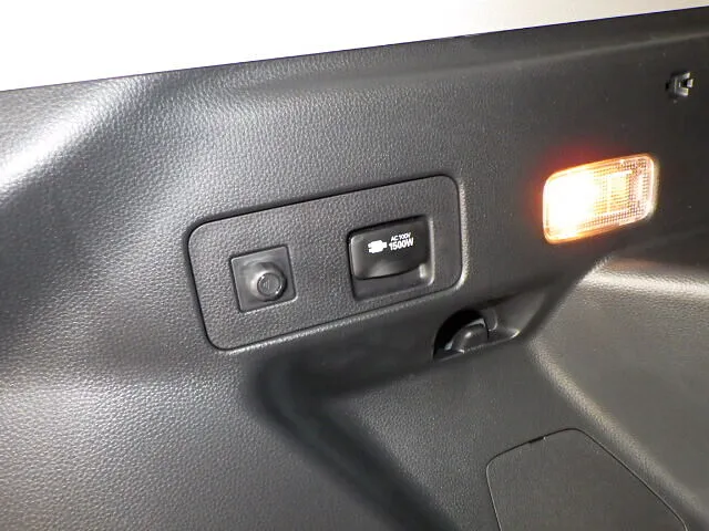 ２０２３年３月12日　　　　　　　100Ｖ給電システム