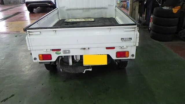キャリートラック　あおりドアの開閉が困難な理由