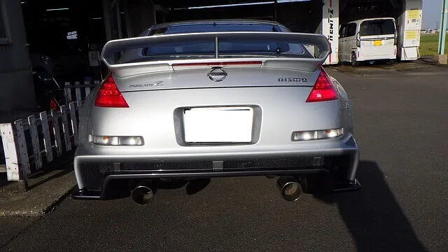 Z33ニスモ　リアバンパーリーンホースもニスモカラーにしてみた