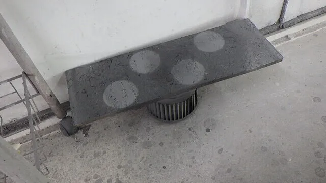 車の廃材で、塗装用ターンテーブルを作ってみた