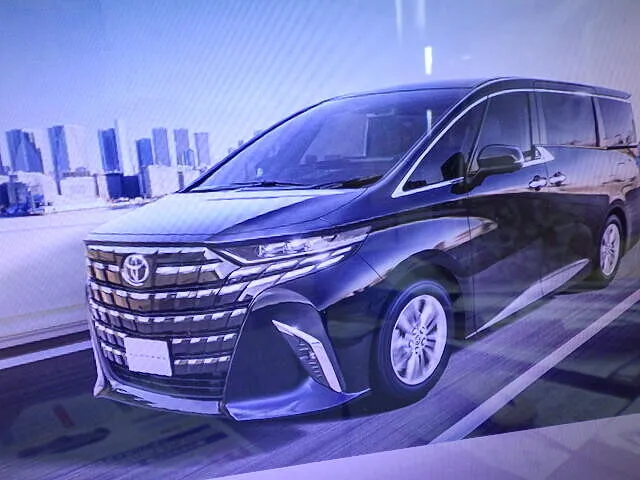 ２０２３年６月23日　　　　　　新型アルファードは大胆？