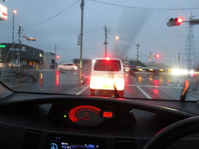 ２０２３年7月9日　　　　　　　大雨時に運転する注意点とは