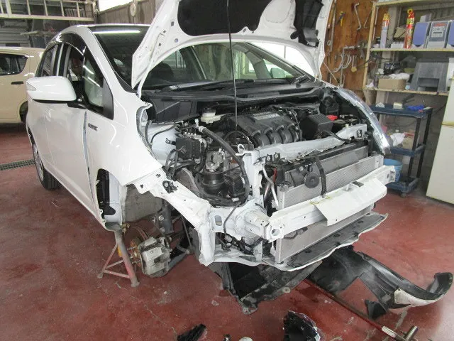 ★ホンダフィットHV　事故修理事例　エンジンまで　佐賀県・小城市・協和自動車