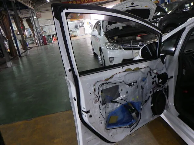 ２０２５年８月19日　　　　　　　　よくあるガラスの脱落