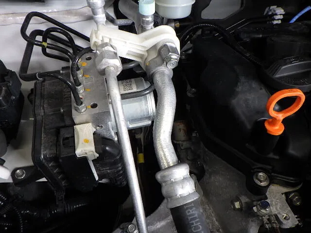 ２０２５年9月5日　　　　　　　　カーエアコンも断熱が効きます