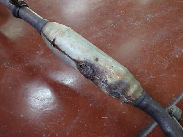 2026年１月10日　　　　　　　マフラー錆穴の要因