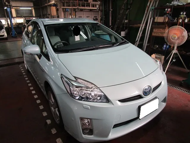 ★３０プリウス　ボディーコーティング　洗車だけで１年間ピカピカに　クリスタルキーパー　佐賀県・小城市・協和自動車