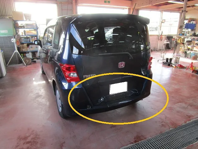★フリード追突被害でドアが開かない・・・佐賀県・小城市・協和自動車