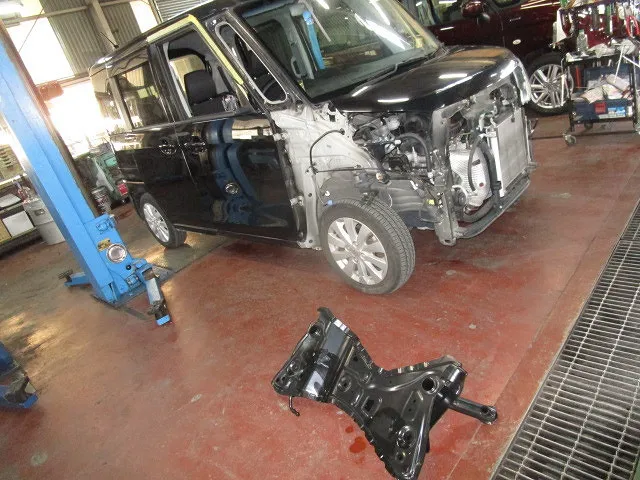 ★スペーシアのエンジンメンバー交換　落輪で下廻りヒット　佐賀県・小城市・協和自動車