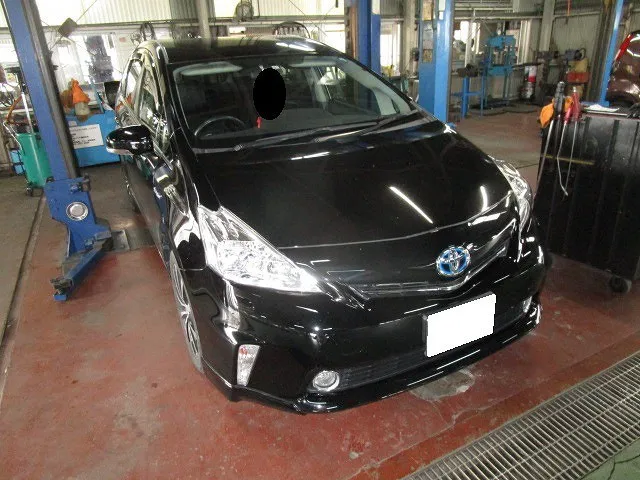 #プリウスアルファ　メインバッテリー交換　バッテリーは消耗品ですよ　佐賀県・小城市・協和自動車