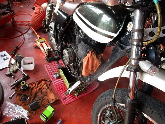 ＃カワサキ250TR　時々セルが回らない　セルモーターOH　カトシンのページ自動車コラム120