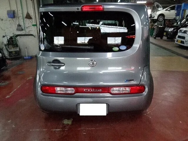 #Z12キューブ　テールランプとリアバンパーの外し方