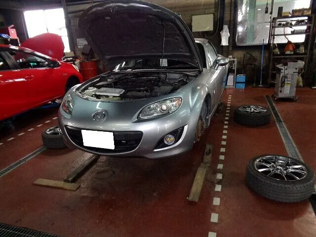 ＃NCロードスター　デフオイル漏れ・・補強骨格が厄介です