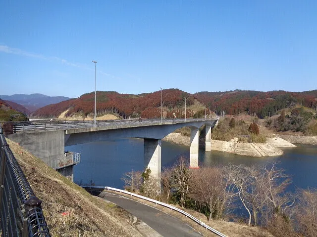 ＃ブログ2022年3月6日　　　　　真っ赤な山