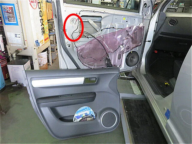 呉市　スズキ　スイフト　ZC71S　ドアロックモーター交換