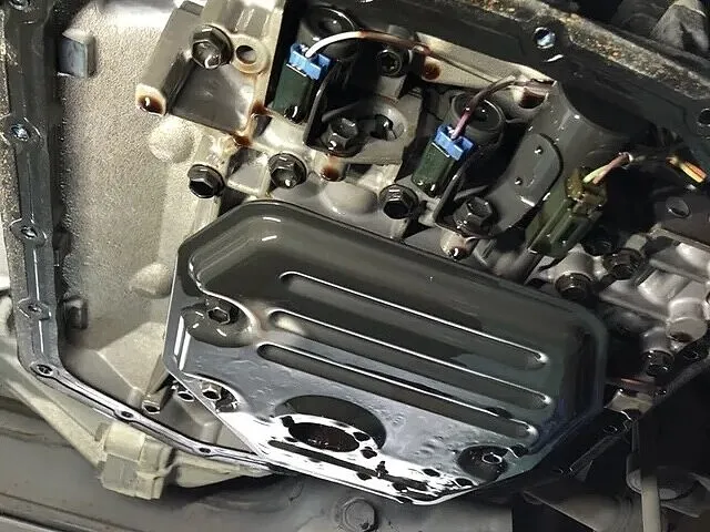 沖縄　ＣＶＴＦ交換　エスティマ（ACR55W）　トルコン太郎　シロマッハCars