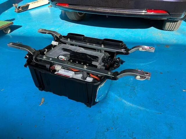 沖縄 インサイト（ZE2） ハイブリッドバッテリー交換