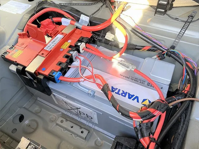 BMW 740i バッテリー持ち込み交換 コーディング施工 東京