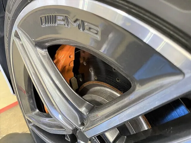 特注】w177 a45s amg 低ダストブレーキパッド（IDI製） - メルカリ