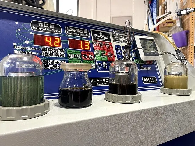トルコン太郎でエクストレイルハイブリッドもCVT圧送交換施工
