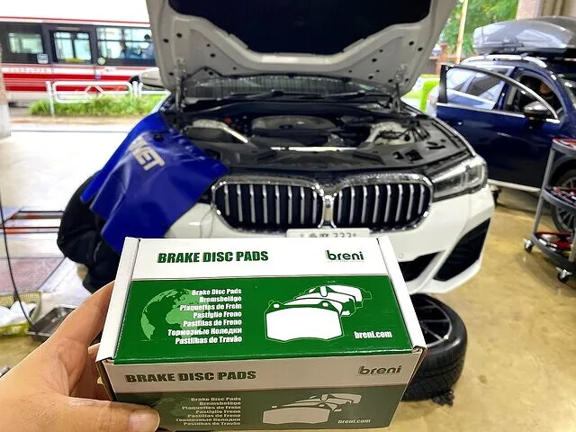 G31 BMW　523d　3DA-JP20　ブレーキ持ち込み交換