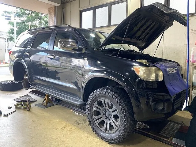 セコイア　並行輸入車　リアブレーキパッド交換整備