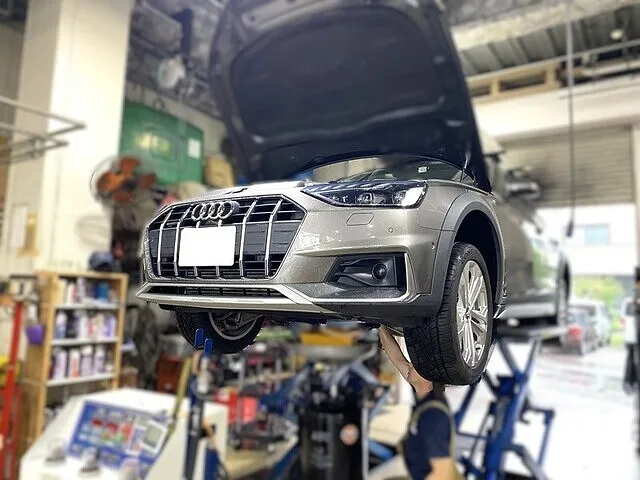 アウディA4 DSGオイル圧送交換　8WDDWA トルコン太郎