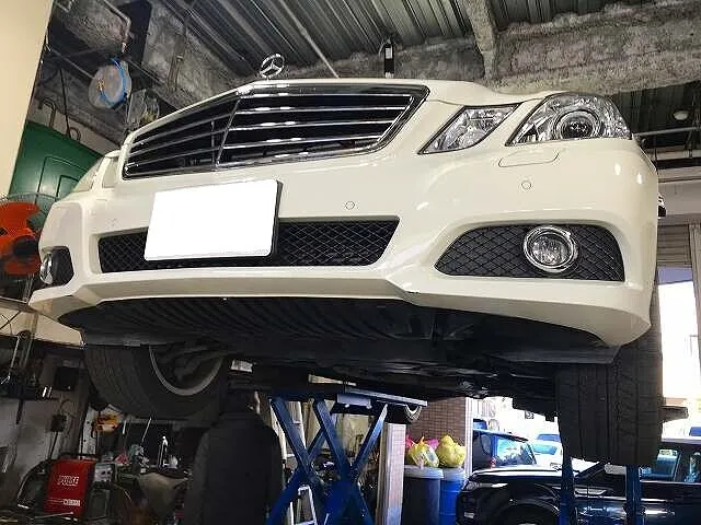 メルセデスベンツ E350 エンジンマウント交換 東京 三鷹