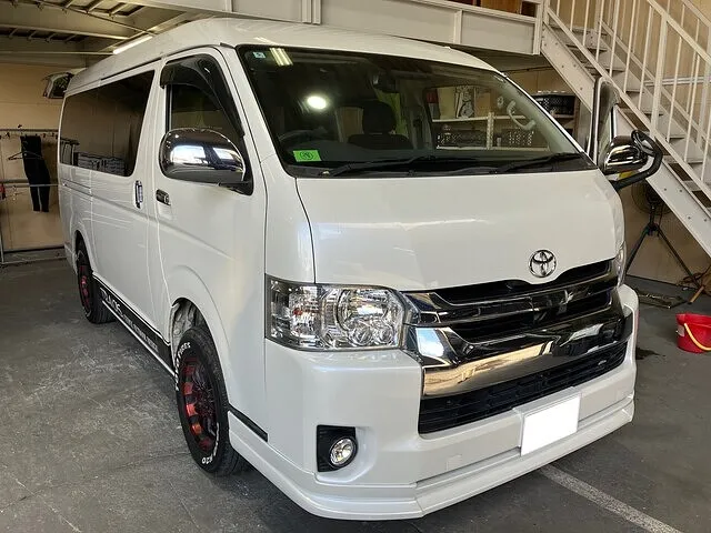 ハイエース【前後エアコンクリーニング】