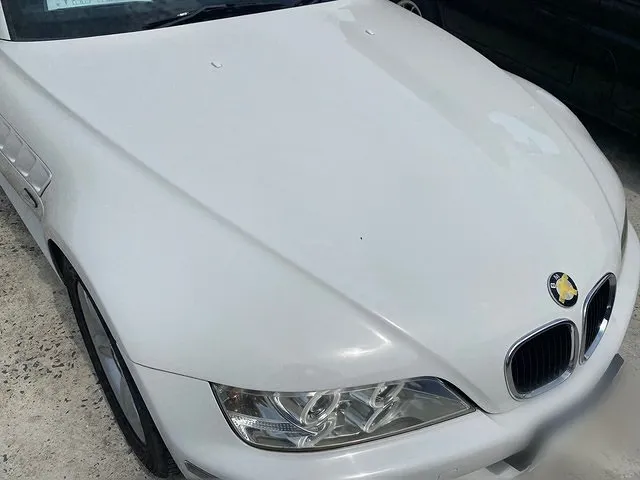 枚方市　鈑金塗装 | BMW Z3　ﾎﾞﾝﾈｯﾄ　塗装