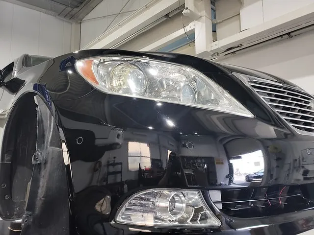 トリプルエス　京都　外車、輸入車修理　レクサス　LS460ボディ磨き　ハンドルセンター調整