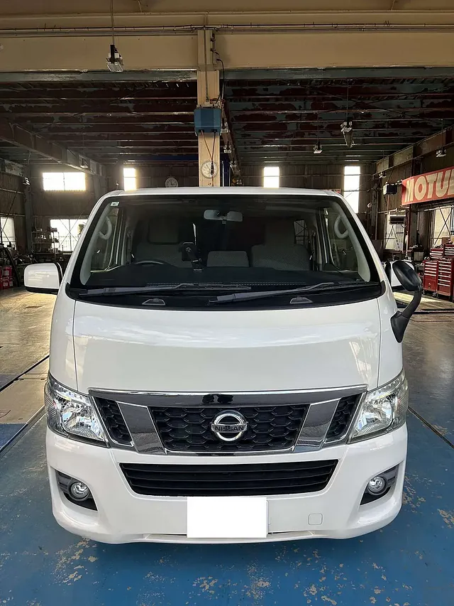 堺市　板金塗装｜ルーフ　クリア剥げ塗装修理（サビ修理）　日産 キャラバン