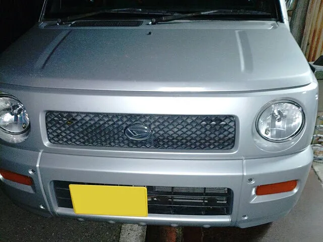 堺市　板金塗装｜追突事故修理　フロントバンパー交換・ボンネット修理　ダイハツ ネイキッド