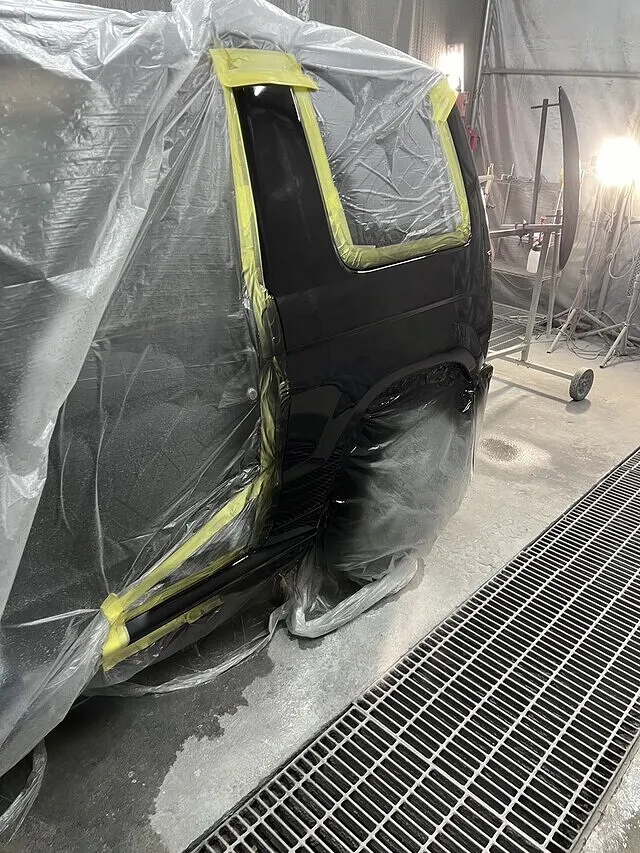 三菱　パジェロミニ　クォーター　鈑金　塗装