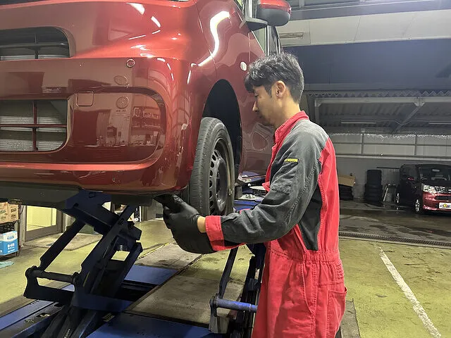 ダイハツ タント　タイヤ交換｜静岡市清水区　車検・整備