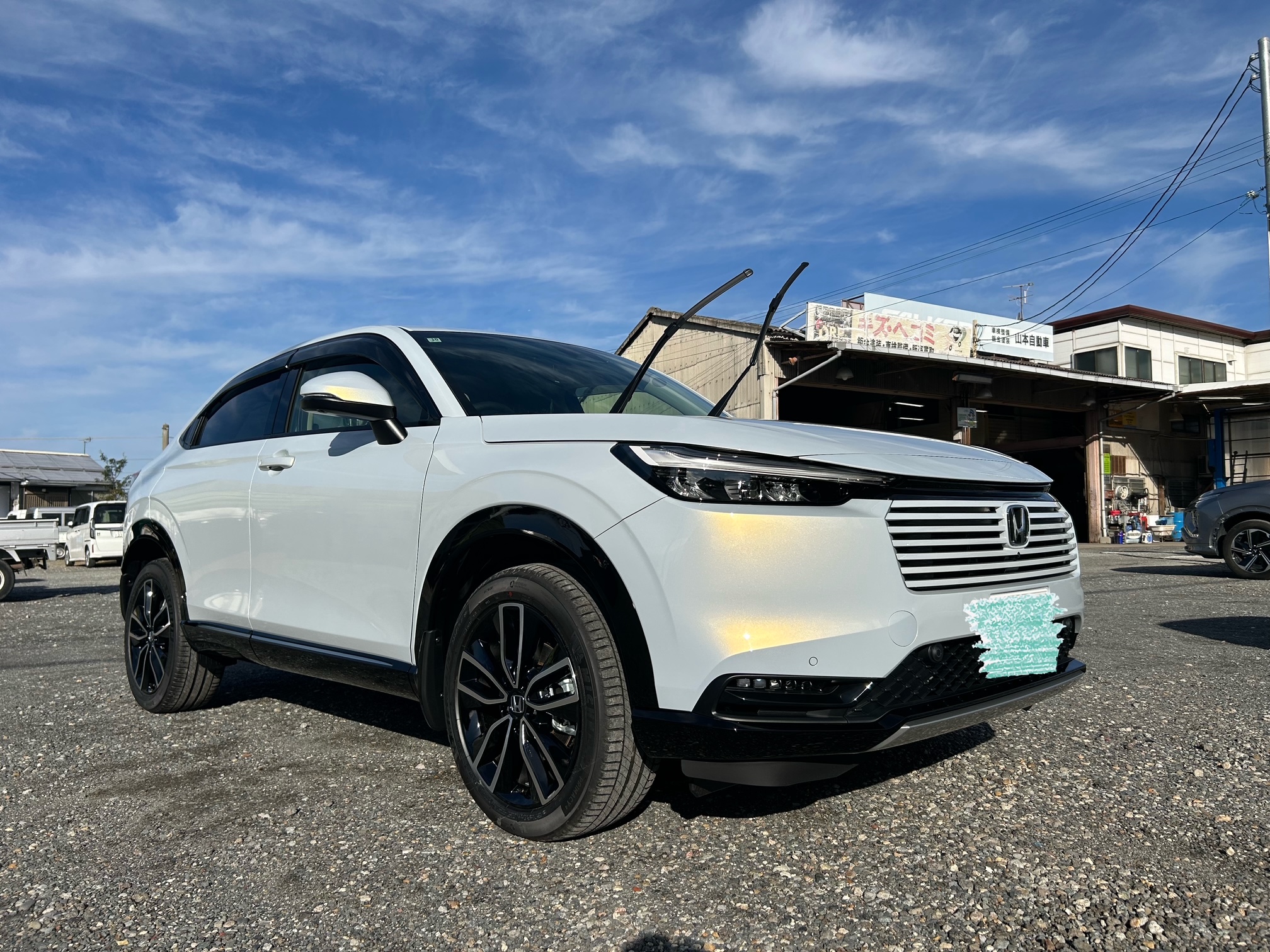 新車　奈良市　ホンダ　ＶＥＺＥＬ　ヴェゼル