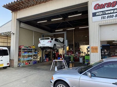 Garage TSR外観