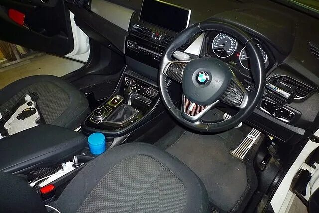 BMW F46 218i グランツアラー エアコン不調 修理