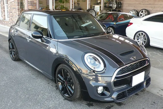 MINI F-model 1