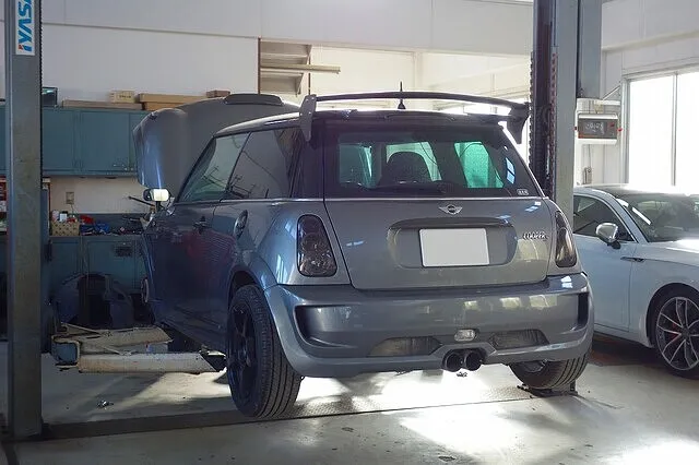 ミニ R53 クーパーS 冷却水漏れ 修理  三重県 津市　