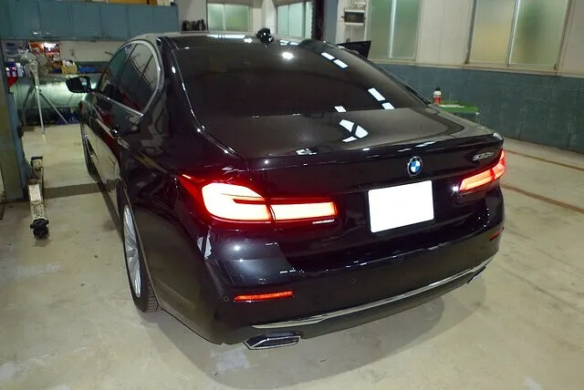 BMW G30 530e レイヤードサウンド  三重県 津市