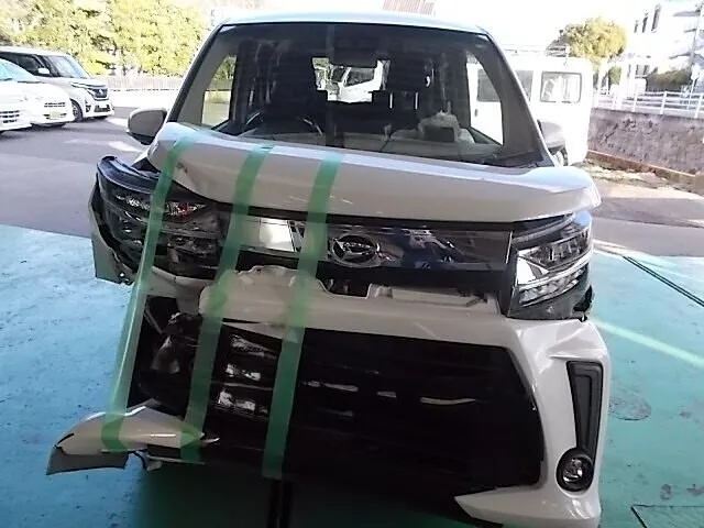 呉市　鈑金塗装　ムーヴ