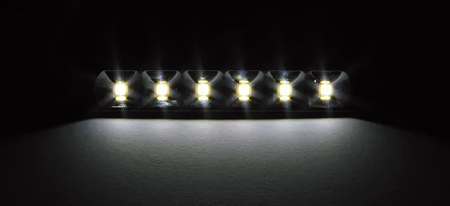 LEDクロームメッキハイパワー路肩灯 527861-527864 大阪市淀川区 TCI