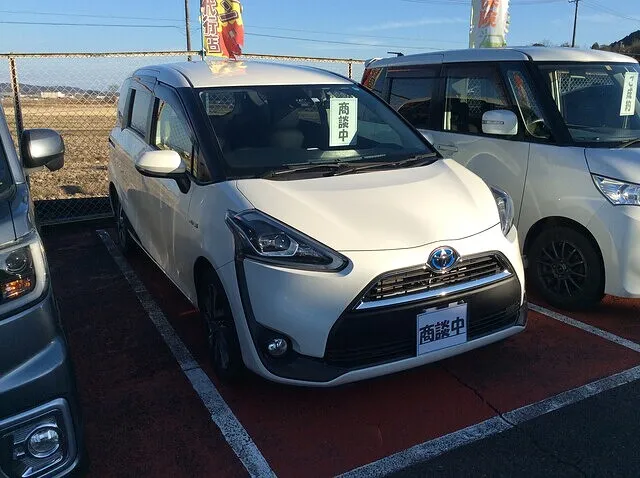 シエンタ中古車・ステップワゴン新古車・エブリーバン新車