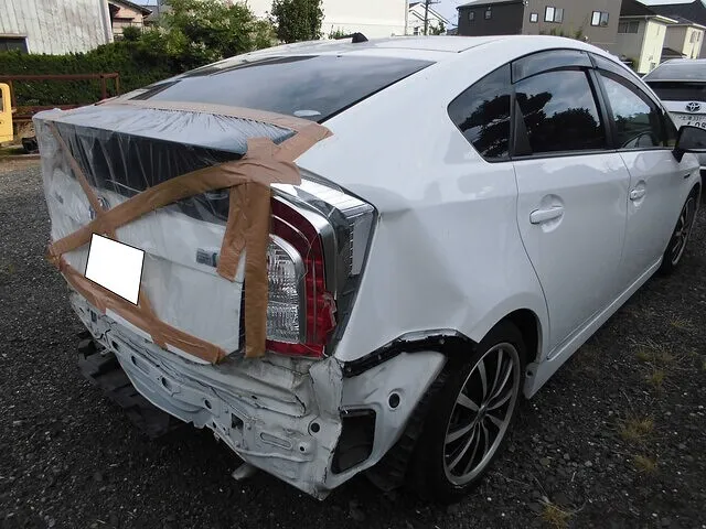 プリウスつくば市の自動車屋さんからのご依頼