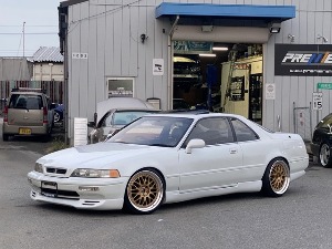 レジェンドクーペ