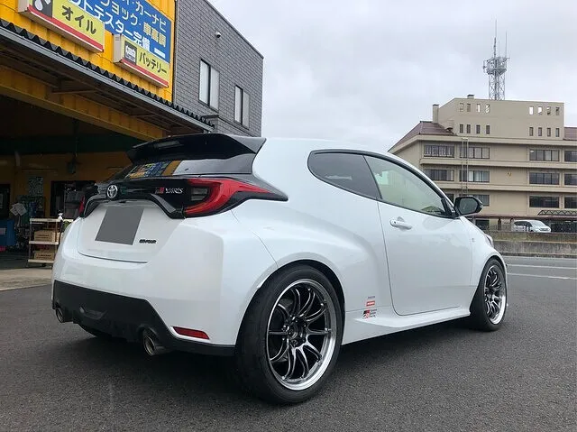 GRヤリスに「 WORK EMOTION ZR10」島根 GRヤリスに「 WORK EMOTION ZR10」島根