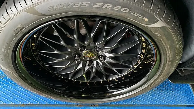 ダッジチャレンジャーに「WORK VS XV カスタムオーダー」島根