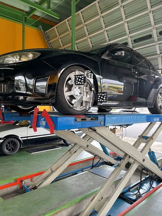 出雲市よりSUBARU インプレッサ アライメント調整にご来店いただきました