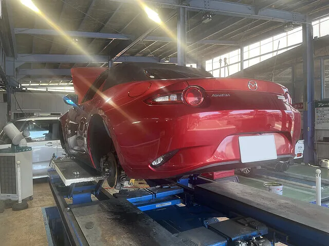 マツダ ロードスター　車検　ブレーキパッド交換｜関市　車検・整備